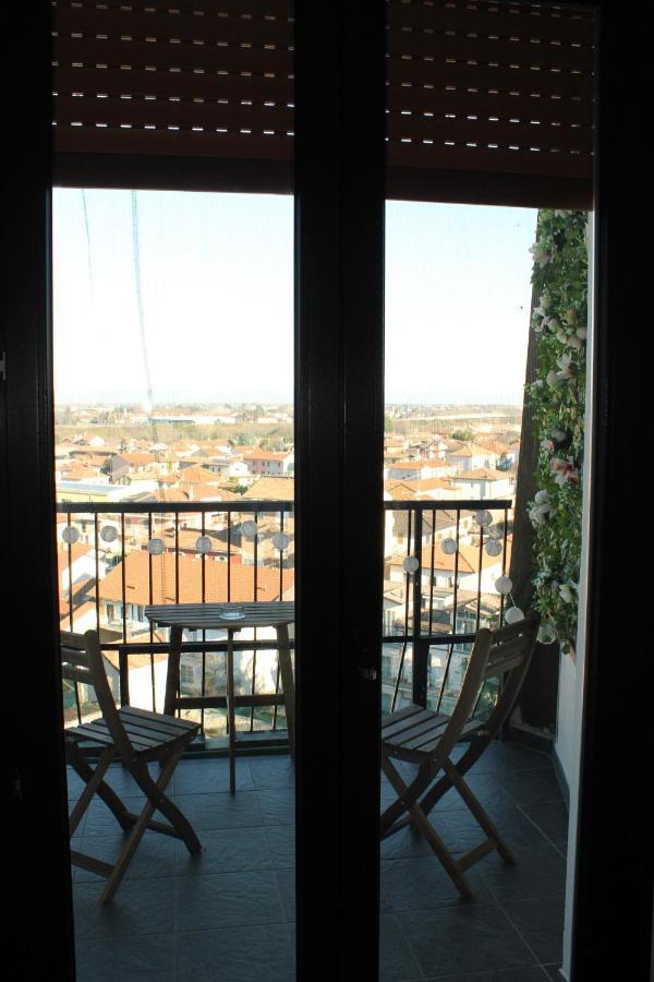 Ferienwohnung Nice Square Marcallo con Casone Exterior foto