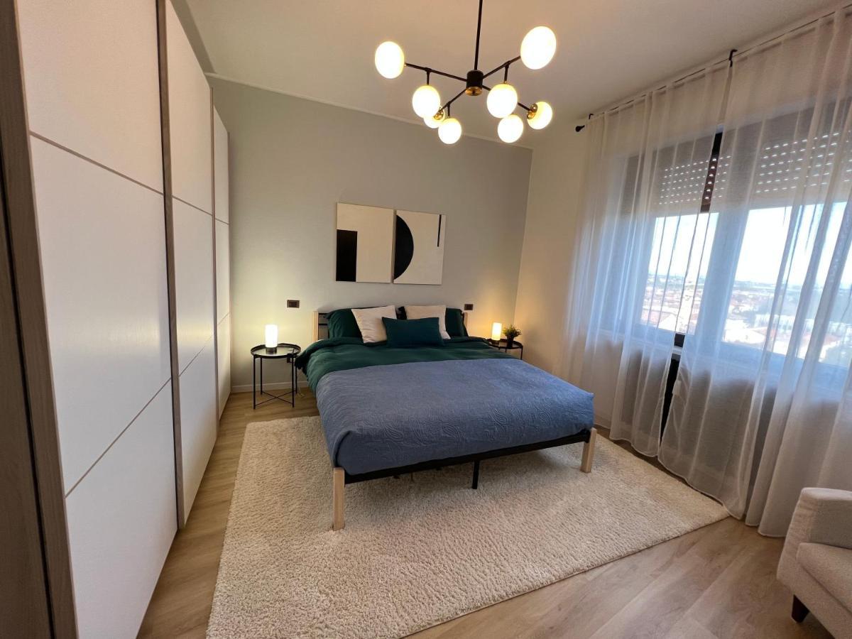 Ferienwohnung Nice Square Marcallo con Casone Exterior foto